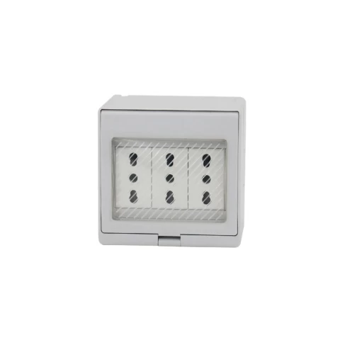 Caja Interperie Con Enchufes Triple 10/16a Ip55 Stanford